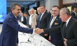 Eğitim Sendikaları Tarihinde İlk! Milli Eğitim Bakanı Yusuf Tekin Sendikalarla Bir Araya Geldi