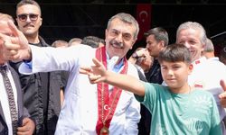 Milli Eğitim Bakanı Yusuf Tekin’den Yusuf Dikeç Pozu