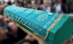 Kalp krizi geçiren okul müdürü hayatını kaybetti