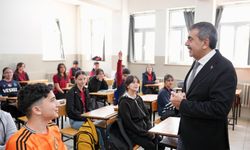 Milli Eğitim Bakanı Yusuf Tekin’den öğretmen ve öğrencilere sürpriz
