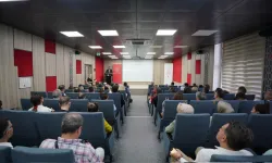 İstanbul İl Milli Eğitim Müdürü Mücahit Yentür'den Okul Müdürlerine Sert Uyarı: “Kayıt Ücreti Alınmasına İzin Yok!”