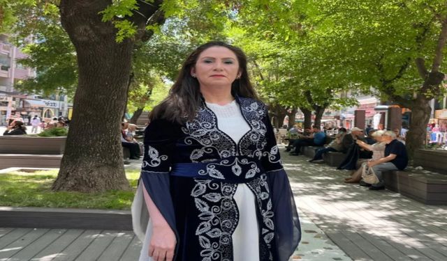 Öğretmen Haklarını İstiyor