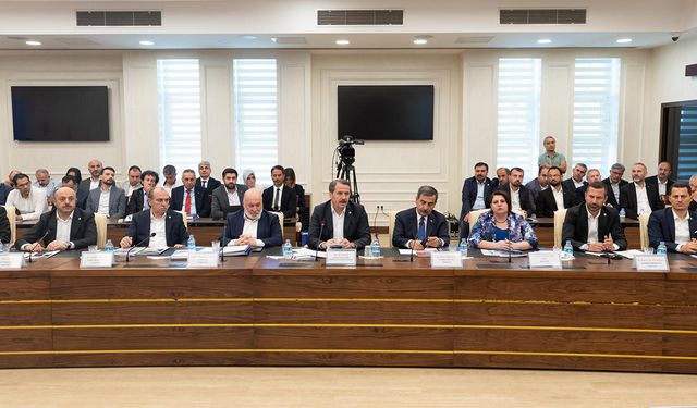 Memurların 8. Dönem Toplu Sözleşme Talepleri Belli Oldu