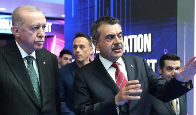 Yusuf Tekin'in Gölgesinde Yükselenler ve Gölgede Kalmayı Hak Edenler