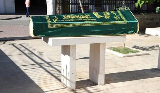 Eğitim Camiasında Acı Kayıp: 2 Öğretmen Vefat Etti