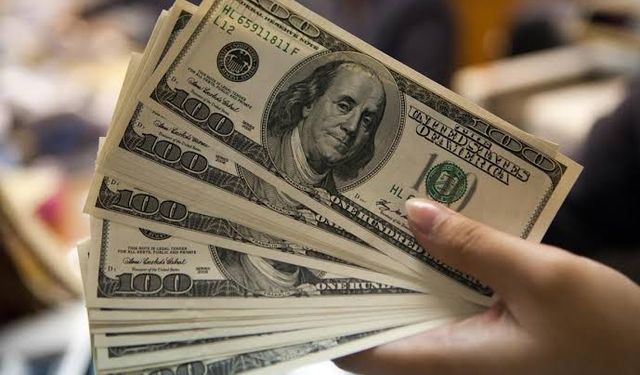 Ünlü Bankadan Dolar/TL Tahmini: Yükseliş Sürecek mi?