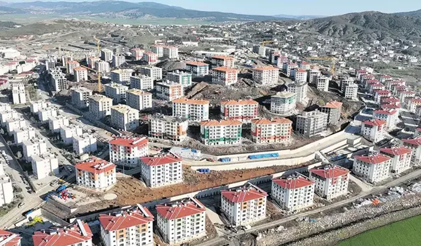 Depremde Konut Seferberliği: 250 Bin Teslim, Hedef 450!