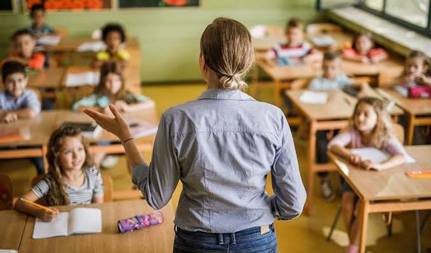 Öğretmenlerin Mazeret Tayini Başvuruları Başladı